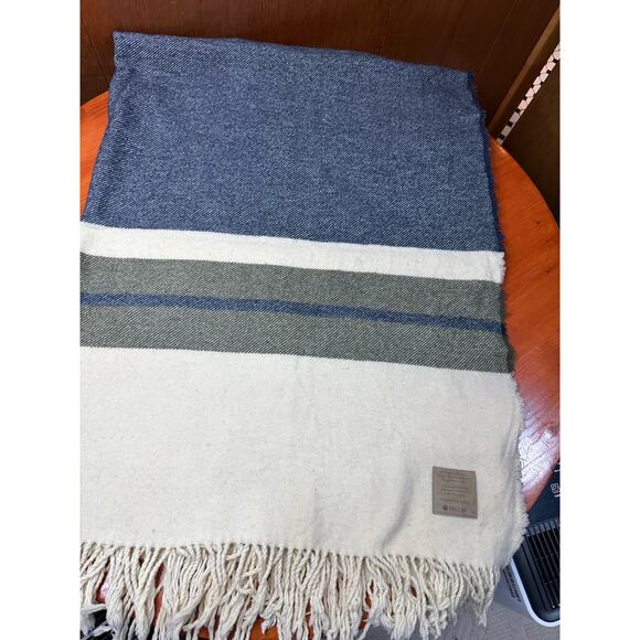 Big Love 100 % Lambswool Throw - 70